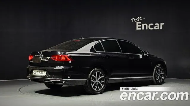 Volkswagen Passat — фото 2