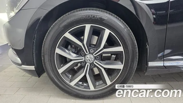 Volkswagen Passat — фото 5