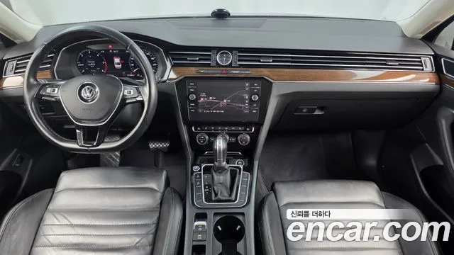 Volkswagen Passat — фото 7