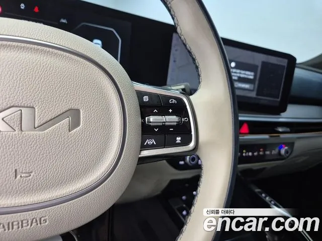 Kia Sorento — фото 16