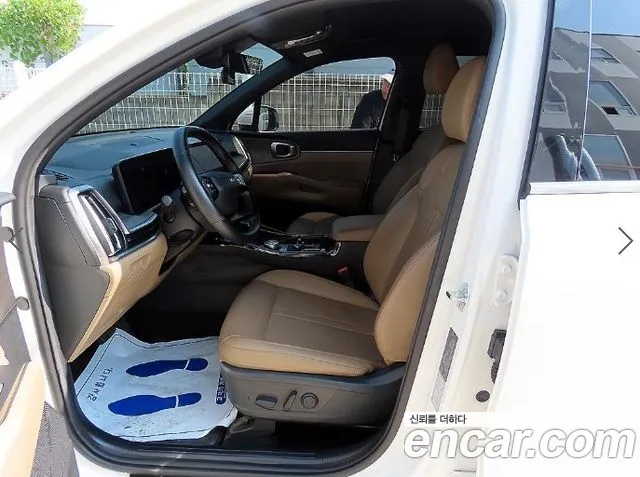Kia Sorento — фото 5