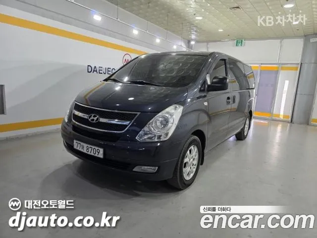 Hyundai Starex — фото 2