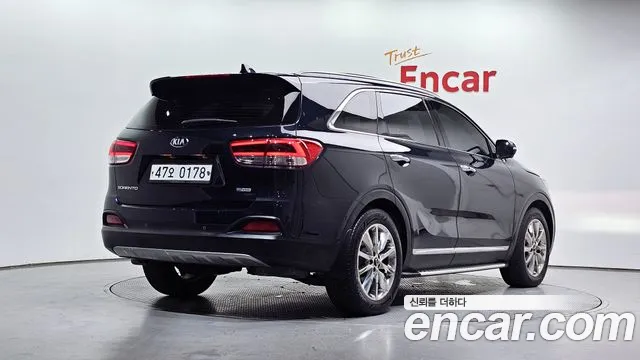 Kia Sorento — фото 2