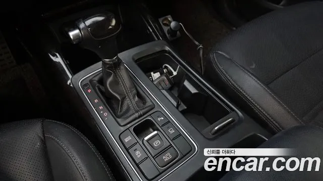 Kia Sorento — фото 9
