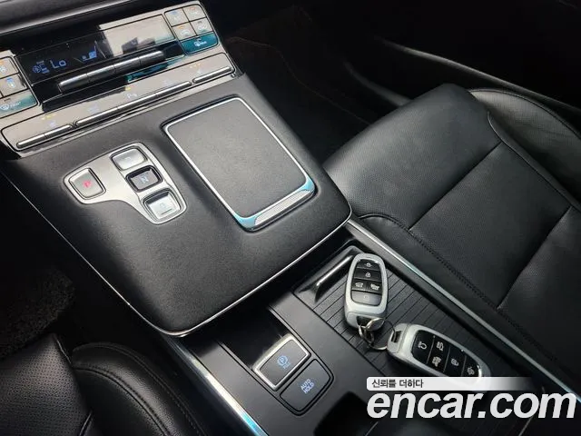 Hyundai Grandeur — фото 14