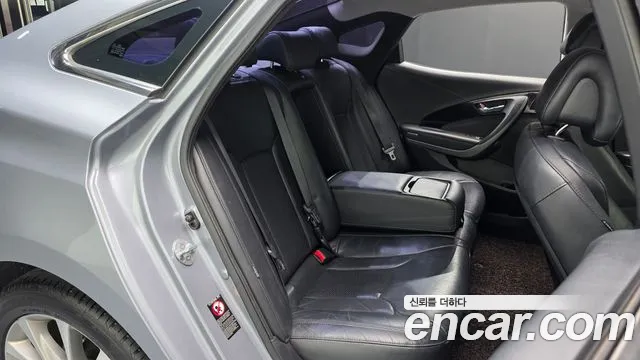 Hyundai Grandeur — фото 10