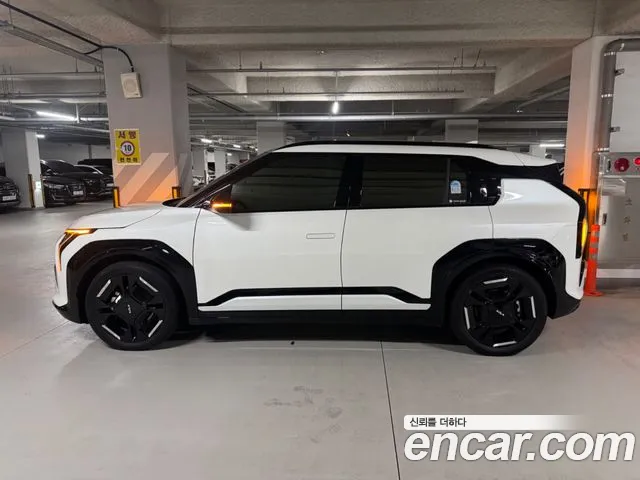 Kia EV3 — фото 4