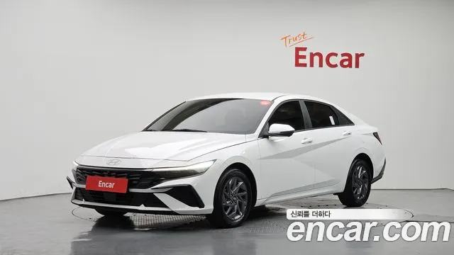 Hyundai Avante — фото 1