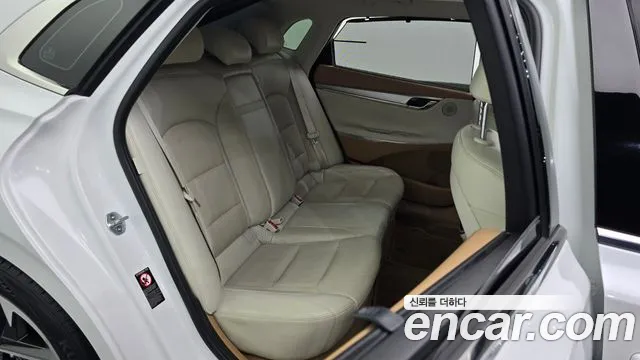 Hyundai Grandeur — фото 11