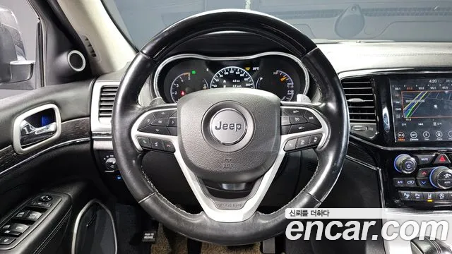 Jeep Cherokee — фото 13