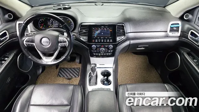 Jeep Cherokee — фото 7