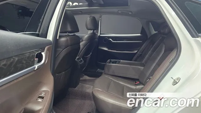 Hyundai Grandeur — фото 12