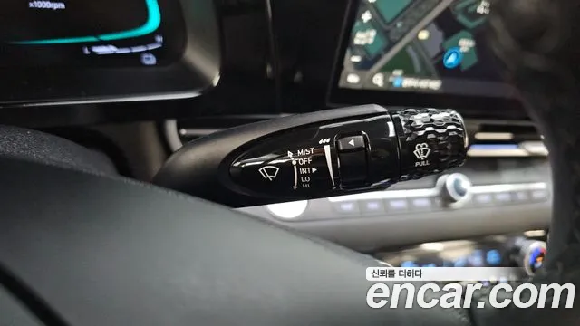Hyundai Avante — фото 27