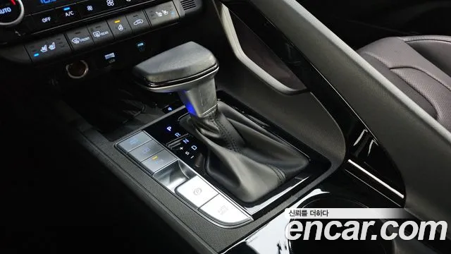 Hyundai Avante — фото 9