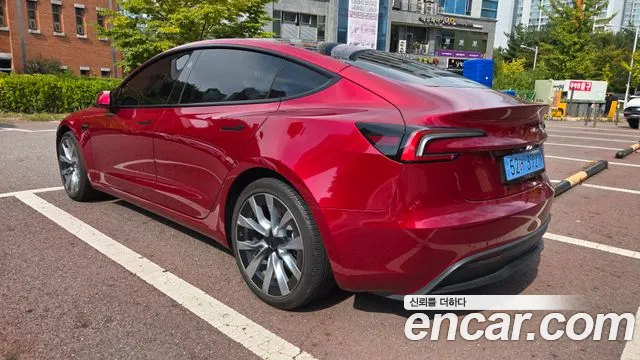 Tesla Model 3 — фото 2