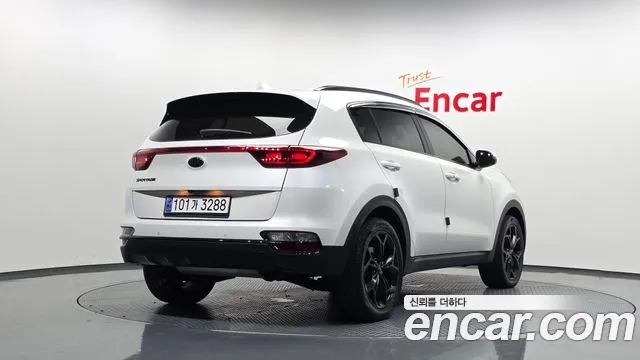 Kia Sportage — фото 1