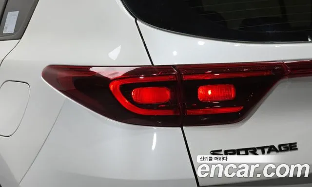 Kia Sportage — фото 23
