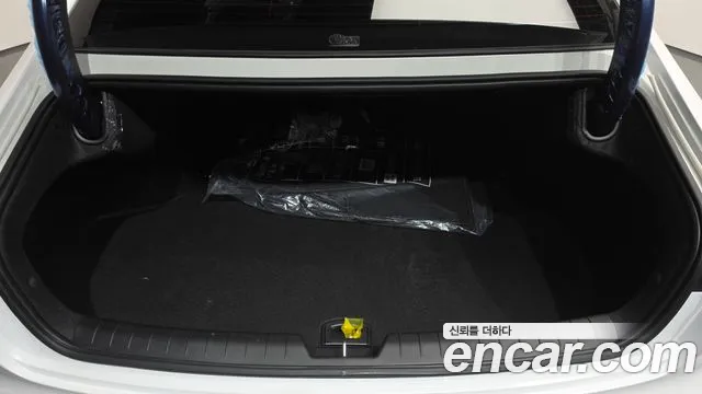 Hyundai Grandeur — фото 19