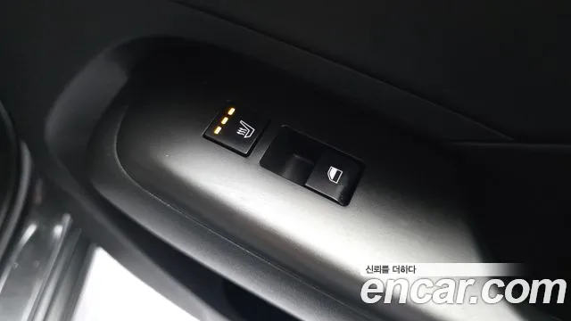 Hyundai Kona — фото 19