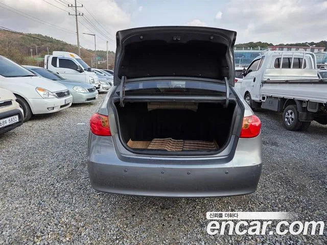 Hyundai Avante — фото 15