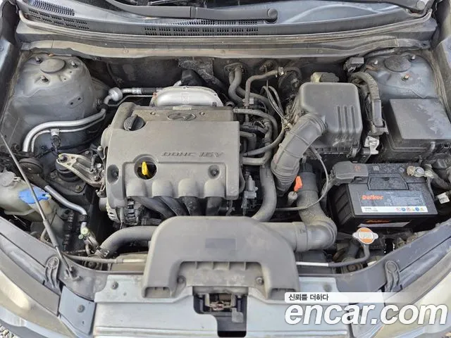Hyundai Avante — фото 16