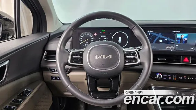 Kia Carnival — фото 12
