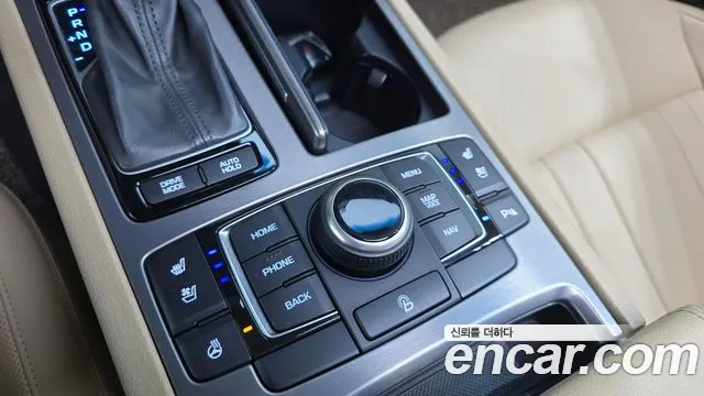 Hyundai Genesis — фото 27