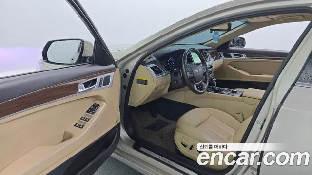 Hyundai Genesis — фото 10