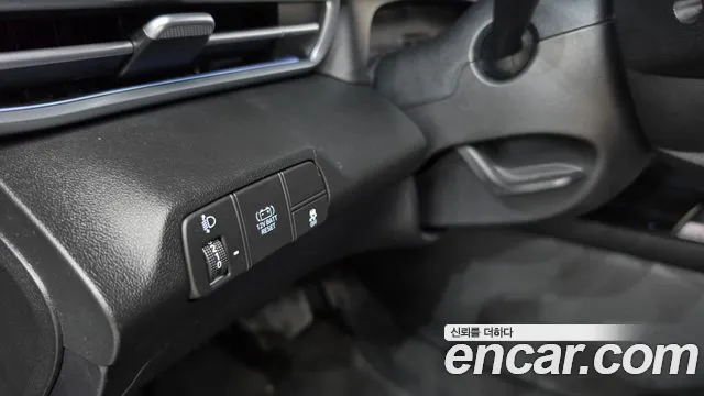 Hyundai Avante — фото 18