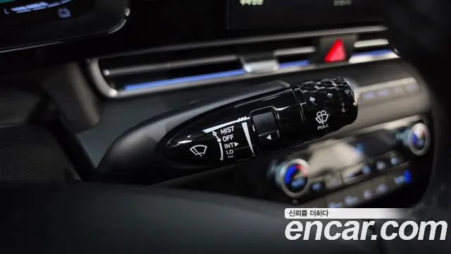 Hyundai Avante — фото 19