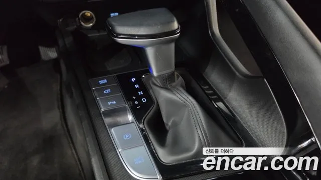 Hyundai Avante — фото 9