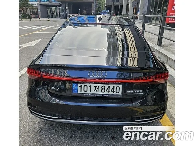 Audi A7 — фото 5