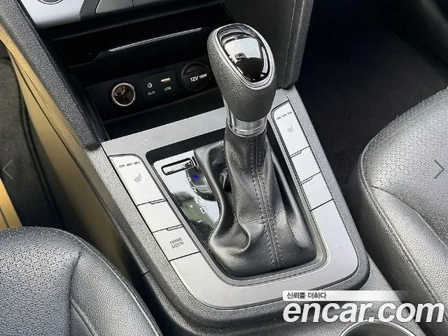 Hyundai Avante — фото 11