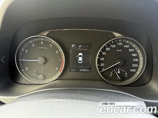 Hyundai Avante — фото 9