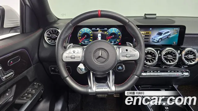 Mercedes-Benz GLB-Class — фото 12