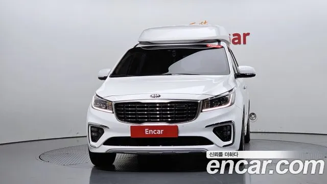 Kia Carnival — фото 2