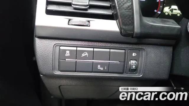 KG_Mobility_Ssangyong Rexton — фото 18