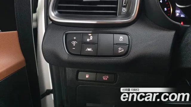 Kia Sorento — фото 15