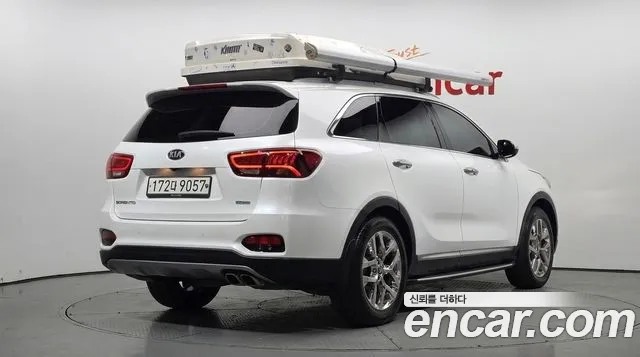 Kia Sorento — фото 2