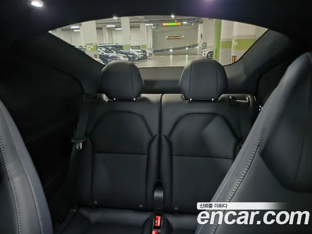 Tesla Model Y — фото 17