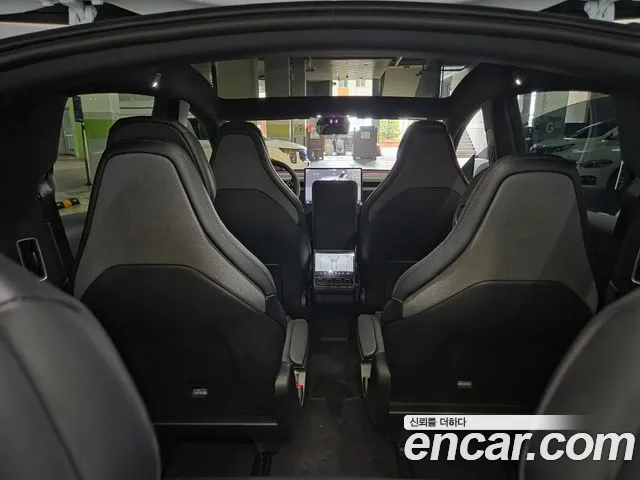 Tesla Model Y — фото 19