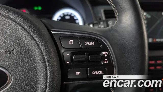 Kia Niro — фото 16