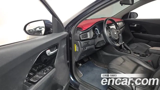 Kia Niro — фото 10