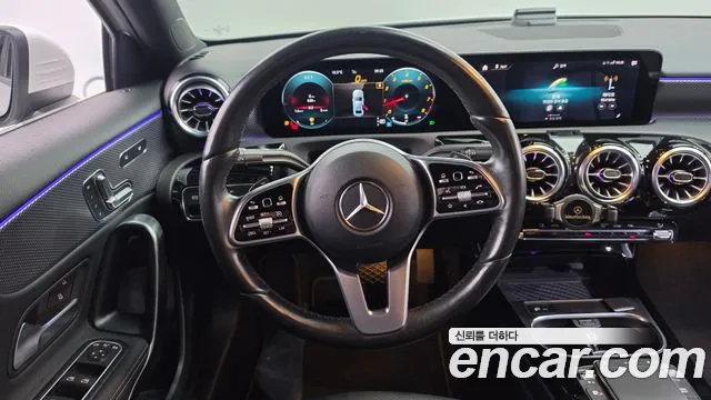 Mercedes-Benz A-Class — фото 13