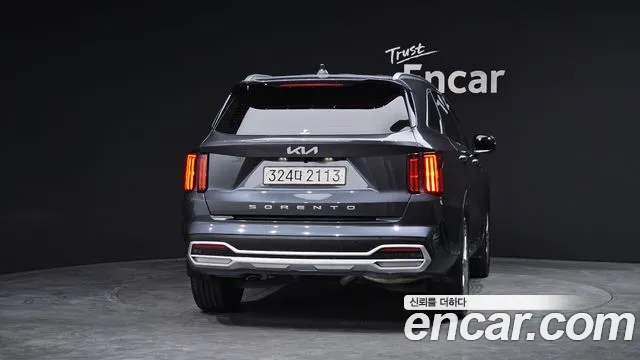 Kia Sorento — фото 4