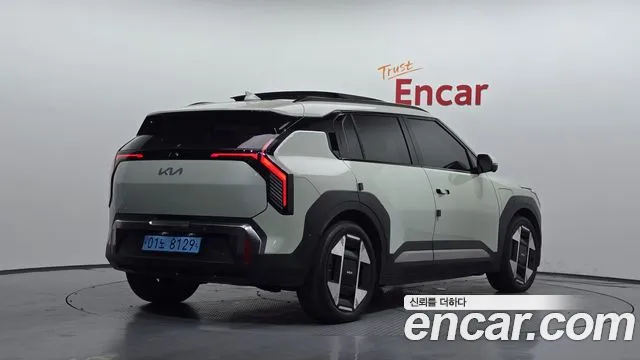 Kia EV3 — фото 2
