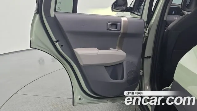 Kia EV3 — фото 25