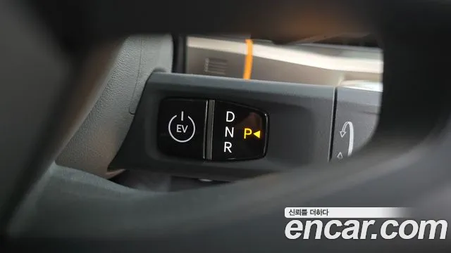 Kia EV3 — фото 9