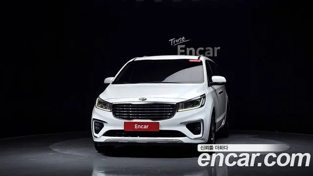 Kia Carnival — фото 2