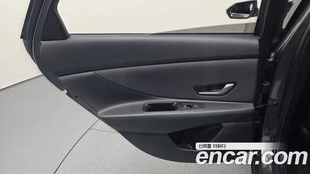 Hyundai Avante — фото 25
